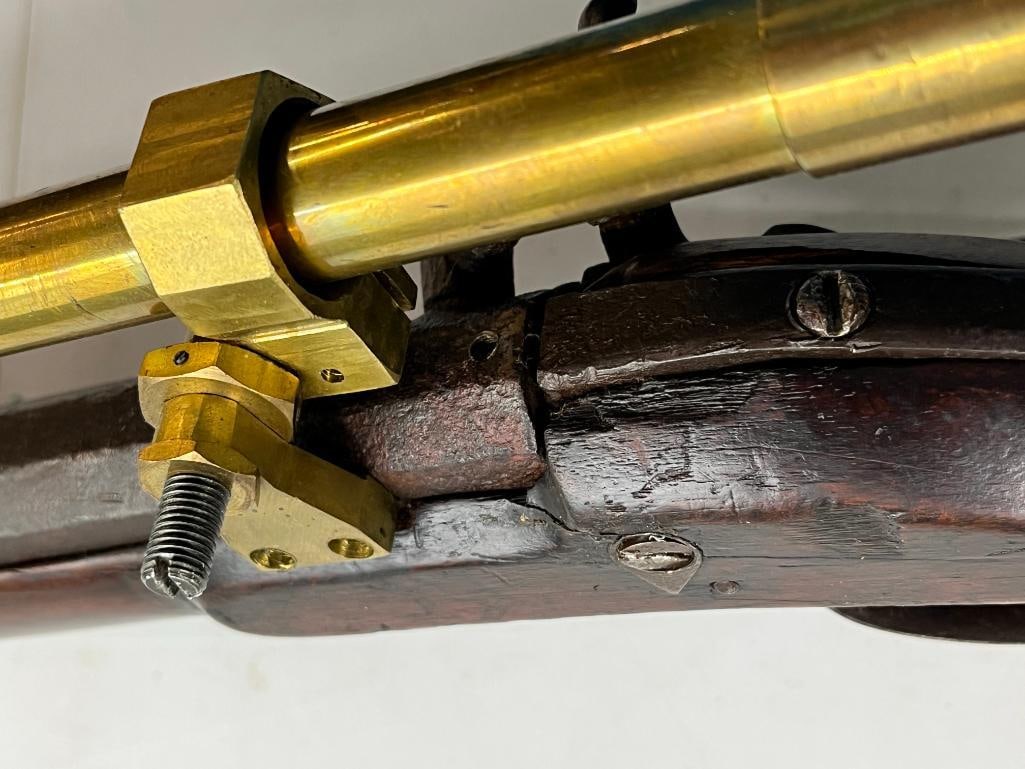 Unknown Rifle with scope - 4