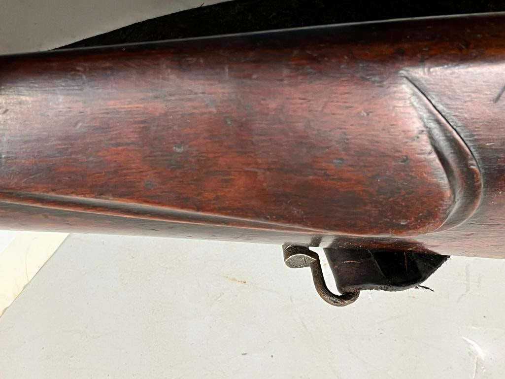 Unknown Rifle with scope - 9