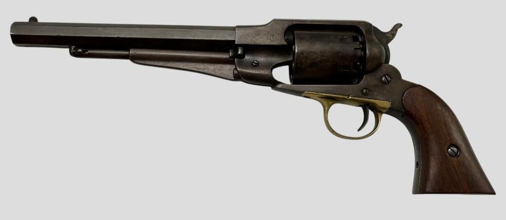 Antique Remington New Model 1858 pistol: Antique Remington New Model 1858 pistol. Barrel approx. 8 inches.