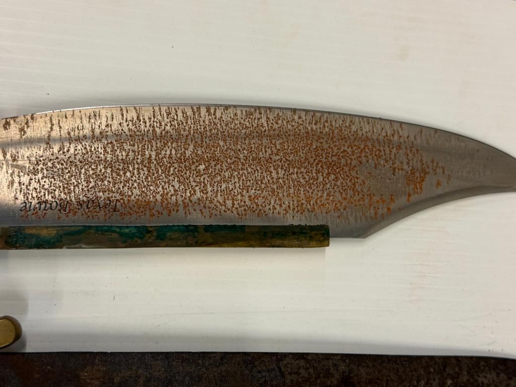 4 Large Knives - 3