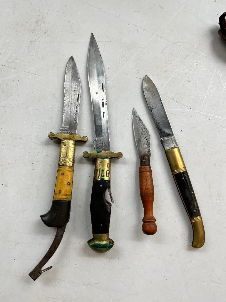 4 Folding Knives - 2