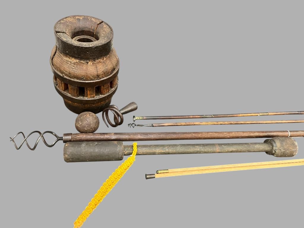 Wagon Wheel hub, powder rams and more (1 of 8)