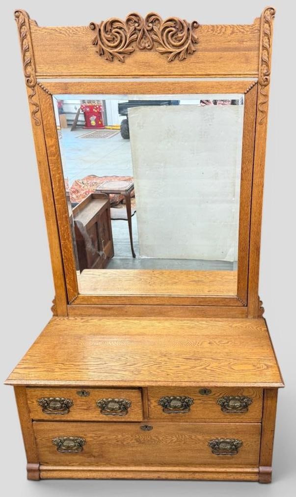 Oak Dresser with Mirror (1 of 5)