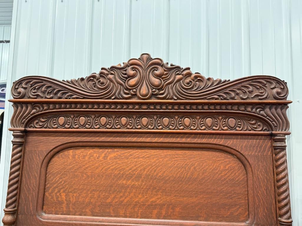 Nicely Carved Oak Bed - 2