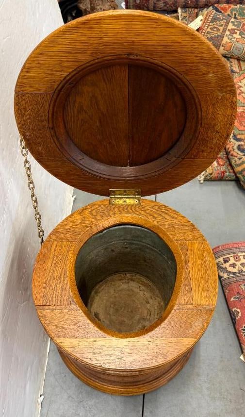 Oak Chamber Pot - 3