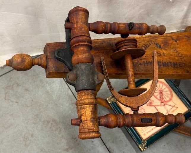 Oak Spinning Wheel - 4