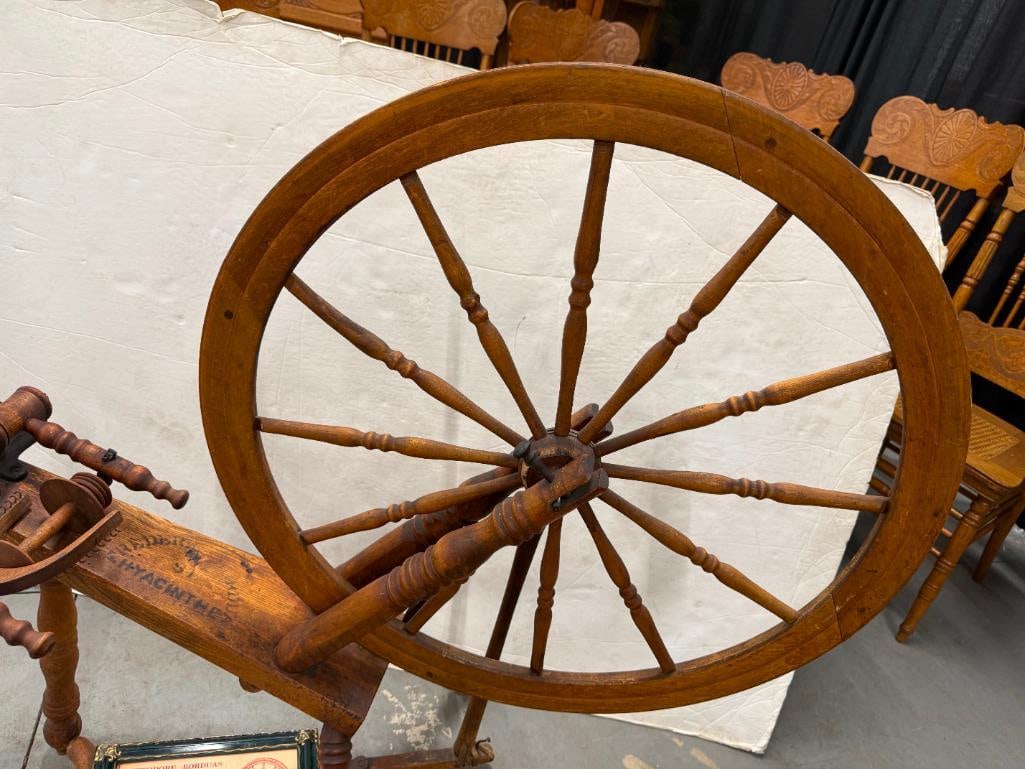 Oak Spinning Wheel - 5