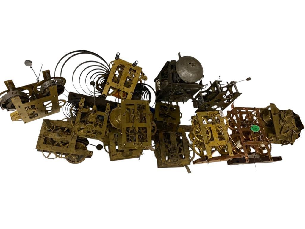 Group of clock works, parts etc.: Group of clock works, parts etc.