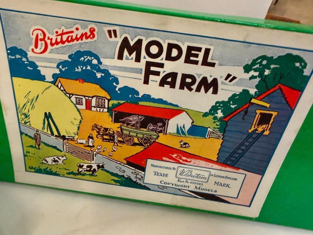 Britains Model Farm Animals - 7