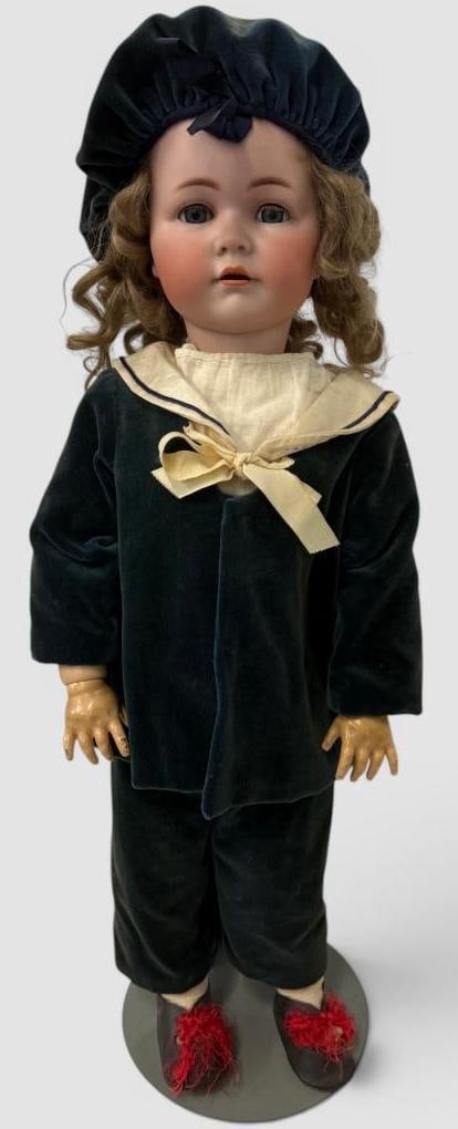 Antique Kammer & Reinhardt Simon Halbig doll: Antique Kammer & Reinhardt Simon Halbig doll. Approx. 27 inches.