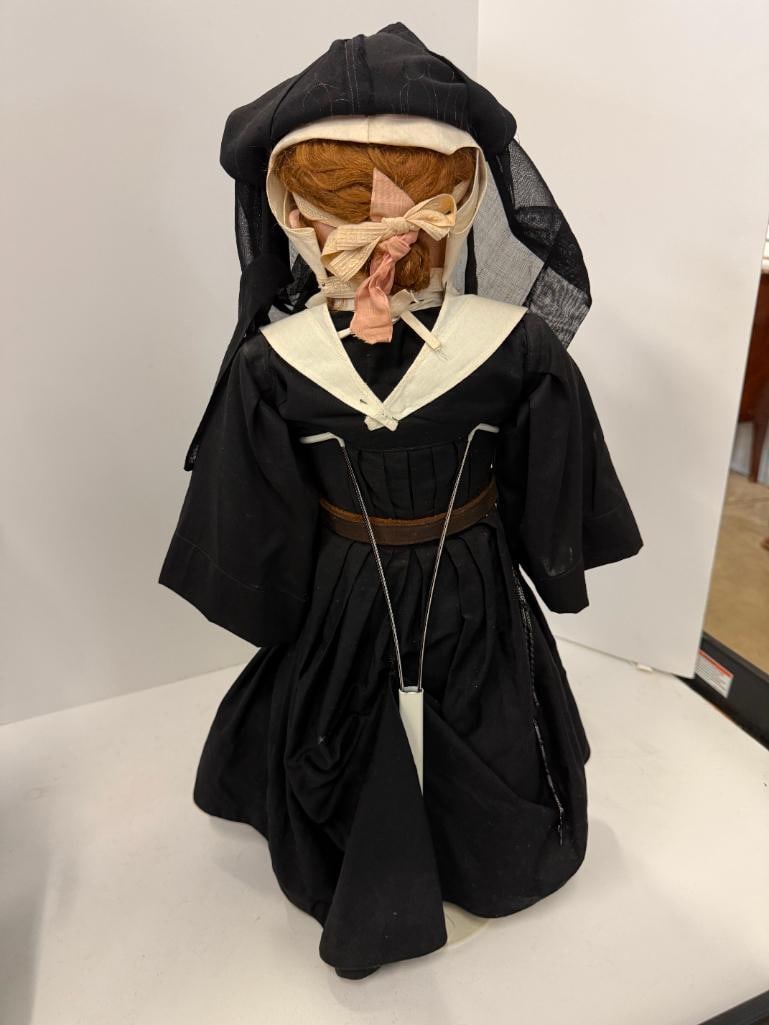 3 Nun Dolls - 12
