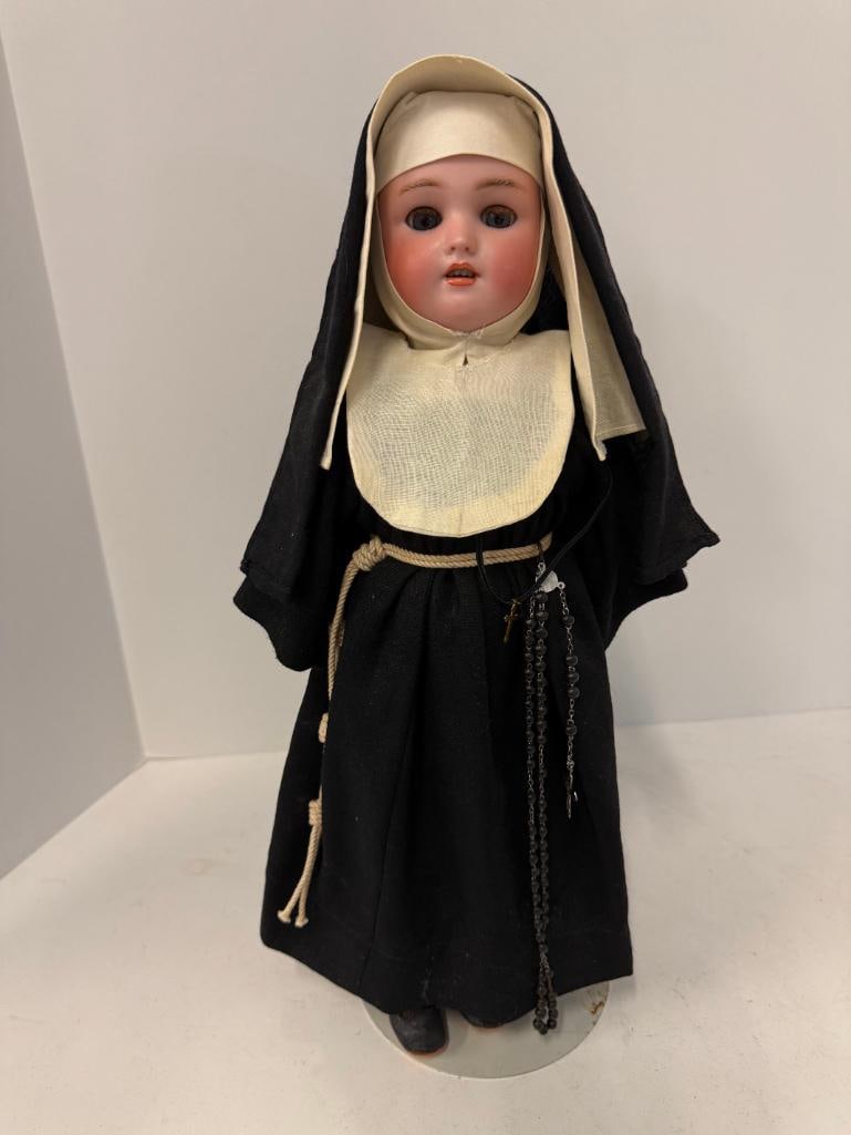 3 Nun Dolls - 16