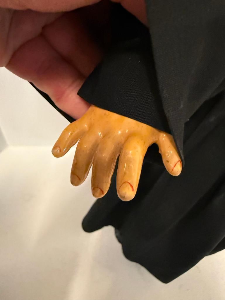 3 Nun Dolls - 9