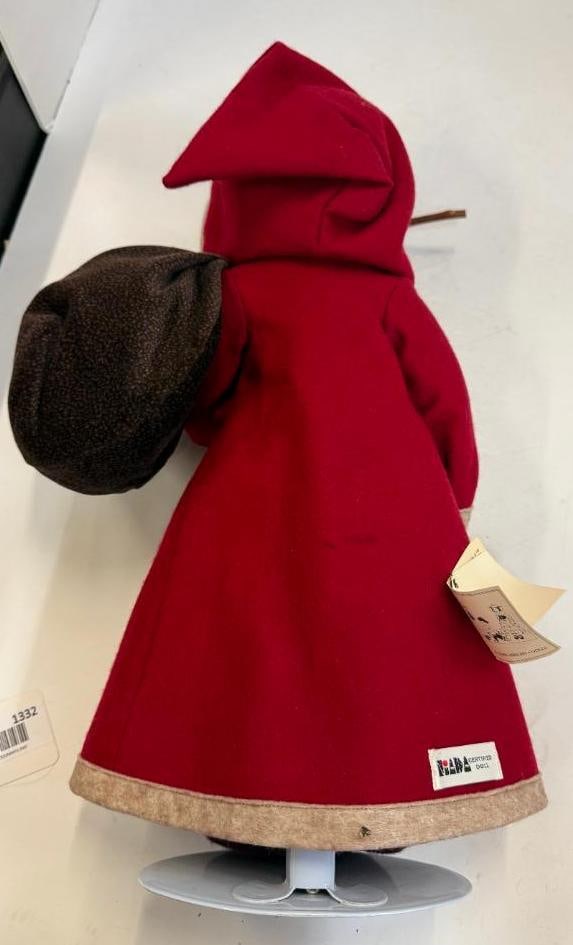 R. John Wright Saint Nicholas doll - 3