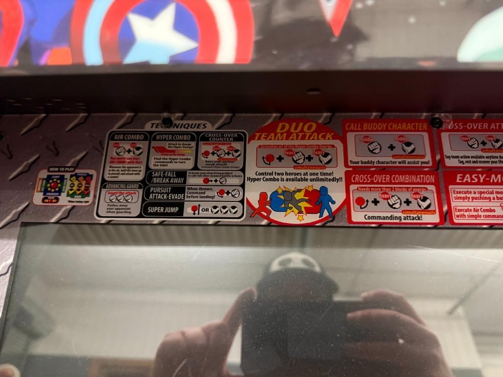 Marvel vs. Capcom Arcade Game and Stool - 3