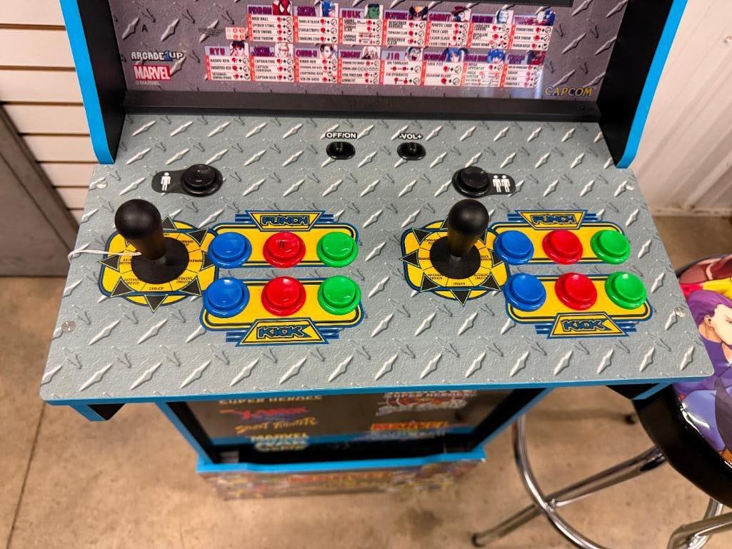 Marvel vs. Capcom Arcade Game and Stool - 7