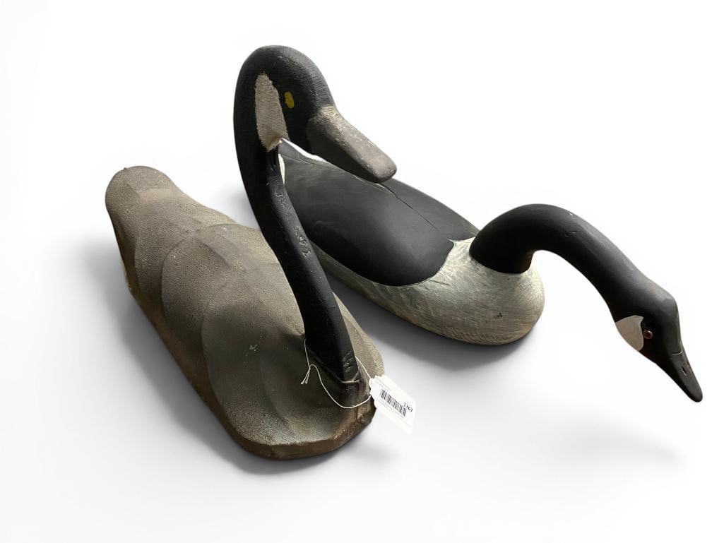 2 Large Goose Decoys (1 of 9)