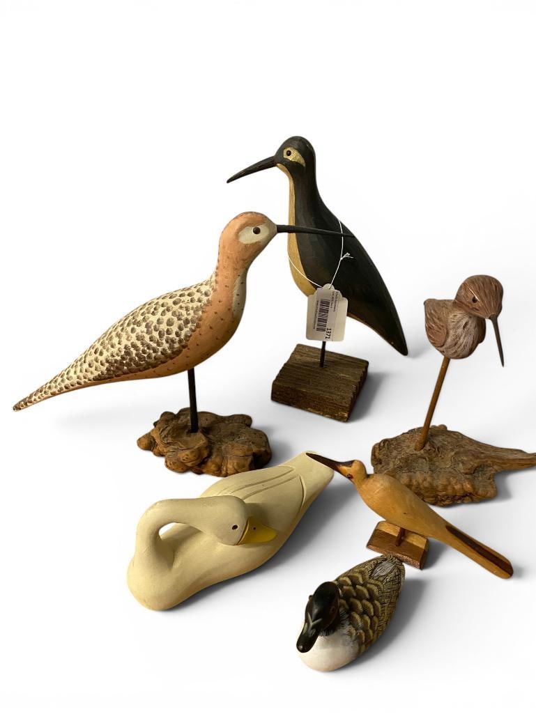 Hand Carved shorebirds, ducks, etc.: Hand Carved shorebirds, ducks, etc. 6 pieces. Largest approx. 13 x 9 x 4 inches.