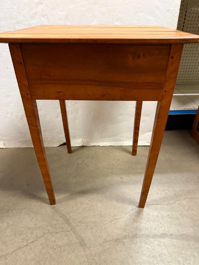 2 Antique Side Tables - 8