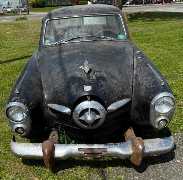 1951 Studebaker Commander Coupe - 4