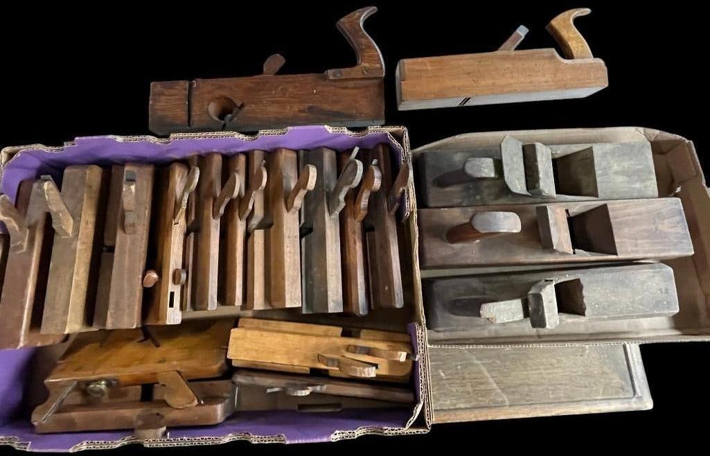 19 Wood Planes (1 of 10)