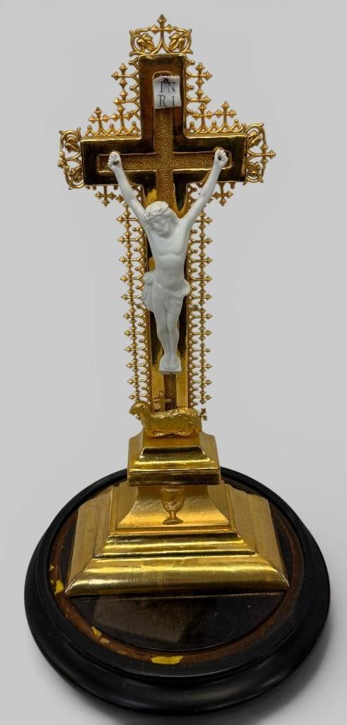 Antique Gold Gilt Altar Cross: Antique Gold Gilt wood Altar Cross in dome. Approx. 18 x 10 x 10 inches.