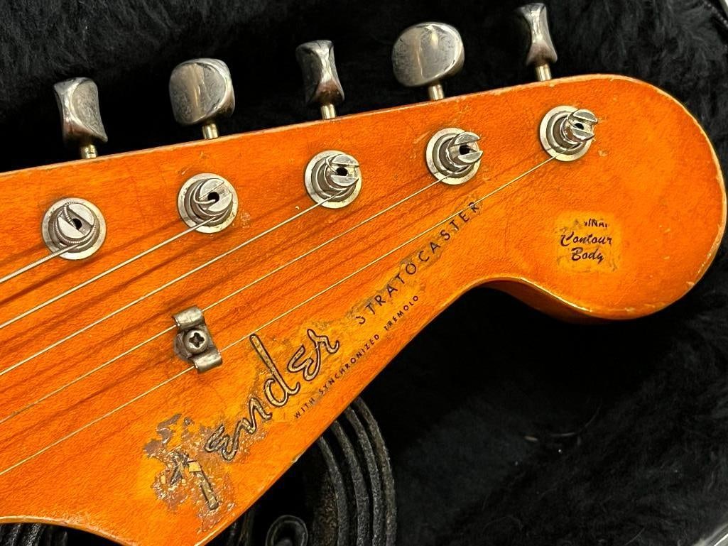 Fender Stratocaster Guitar - 4