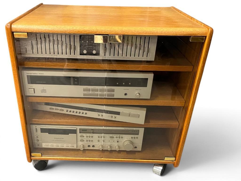 Harman Kardon EQ 8, HD 500, TU 615 and CD 401 (1 of 4)