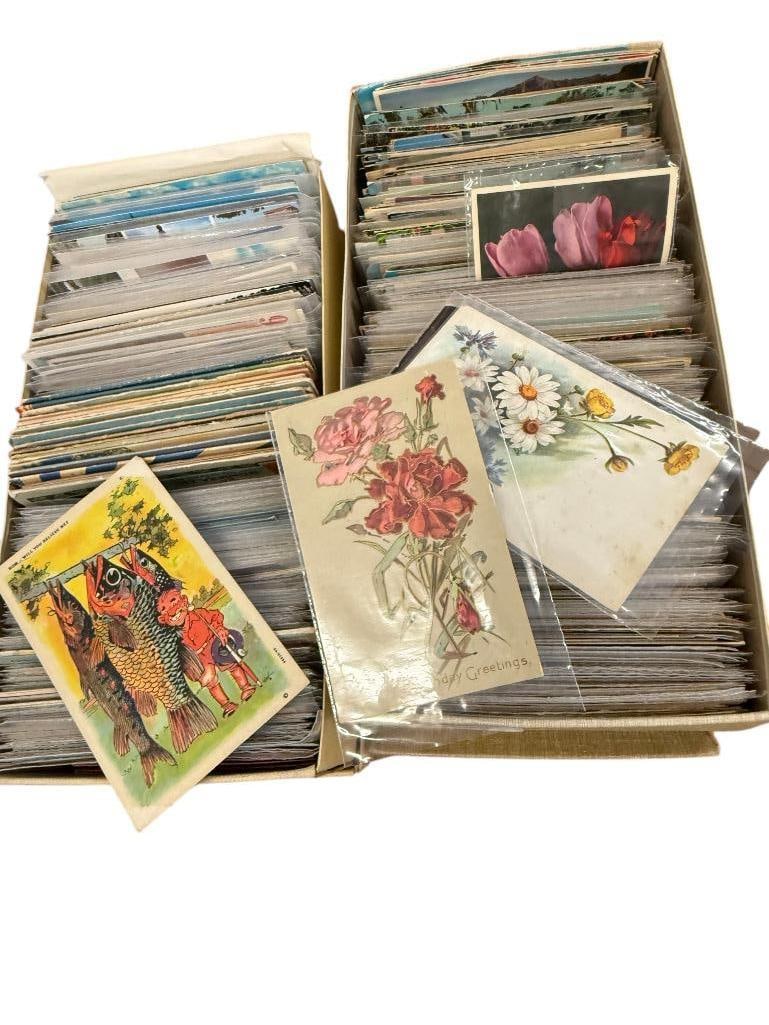 Collection of Vintage Postcards: Collection of Vintage Postcards. Including places, holidays, birthday etc. Approx. 850 pieces.