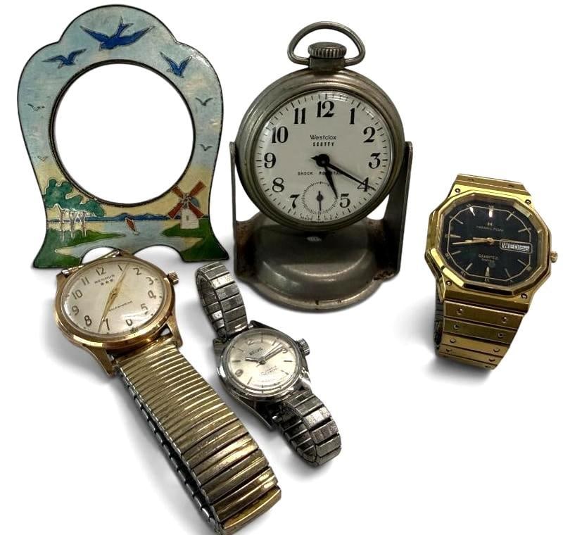 Group of Watches and Watch Holder: Group of Watches and Watch Holder. 5 pieces. Including Benrus, Belvil, Hamilton and Westclox.