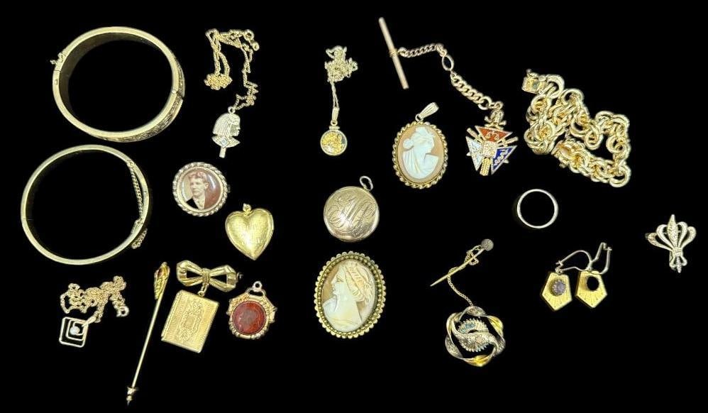 Group of Gold Filled Jewelry (1 of 7)