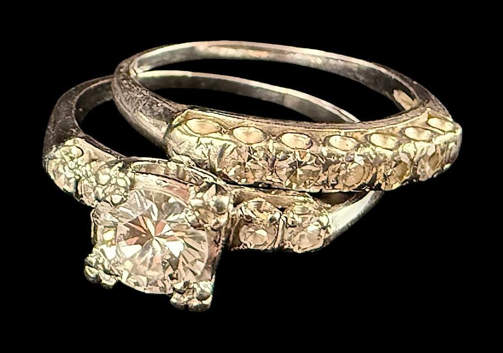 14k Gold and Platinum Wedding Rings (1 of 8)