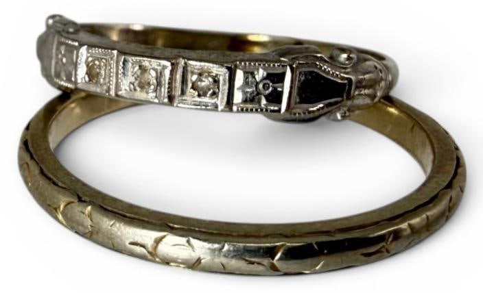 10k and 14k Gold Rings: 10k and 14k Gold Rings. 2 pieces. Approx. 3.2 grams.