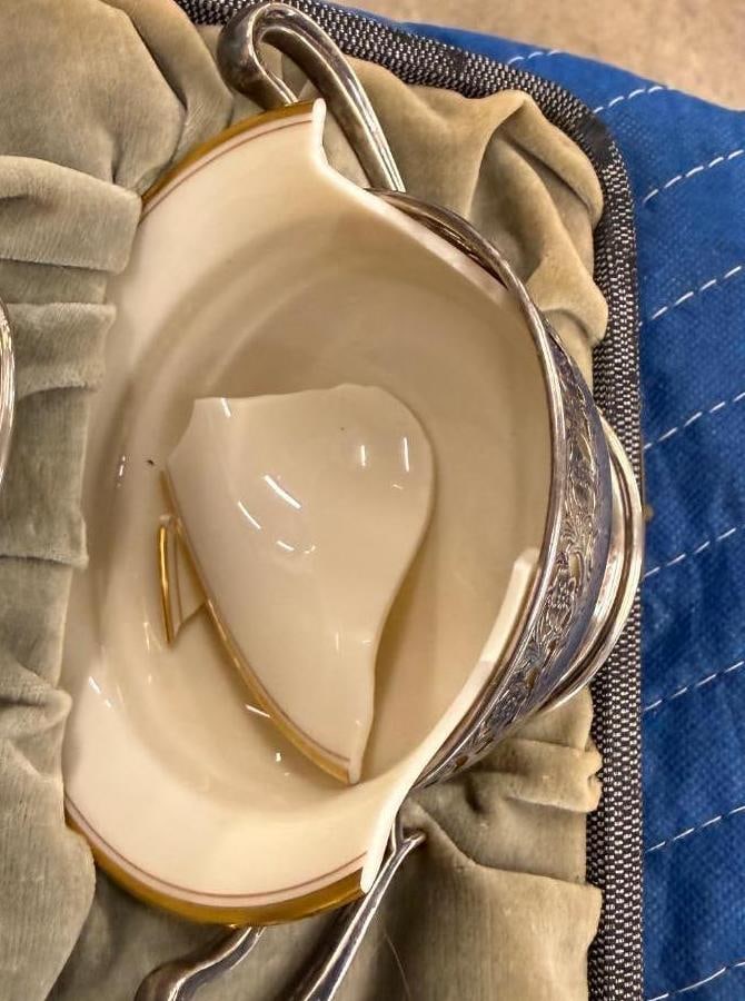 12 Schofield Baltimore Repousse Bouillon Set - 7