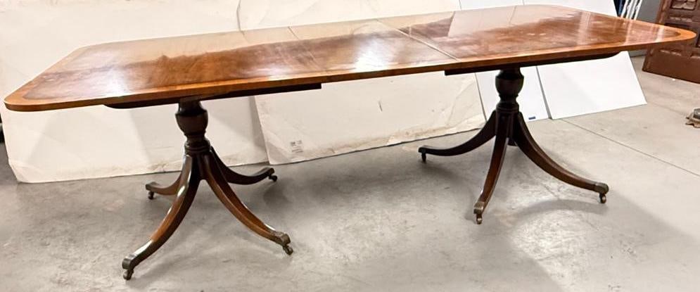 Regency Style inlaid dining table - 3