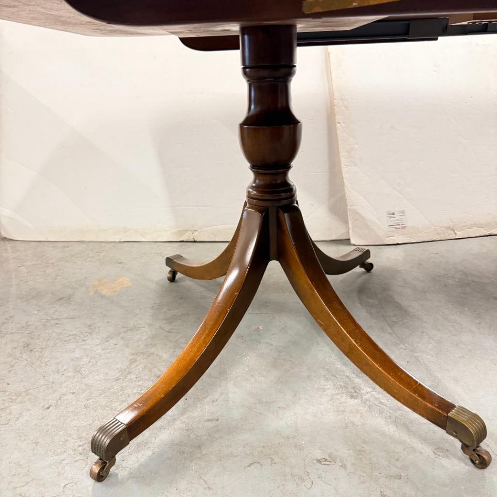 Regency Style inlaid dining table - 4