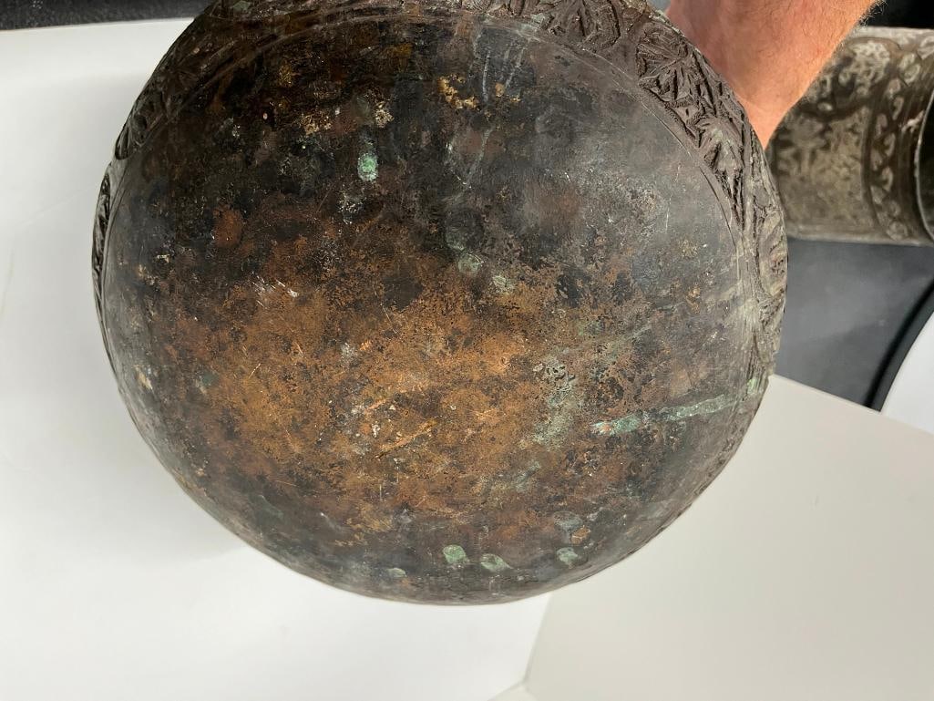 3 Middle Eastern metal pots - 6