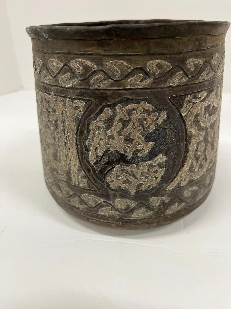 3 Middle Eastern metal pots - 9