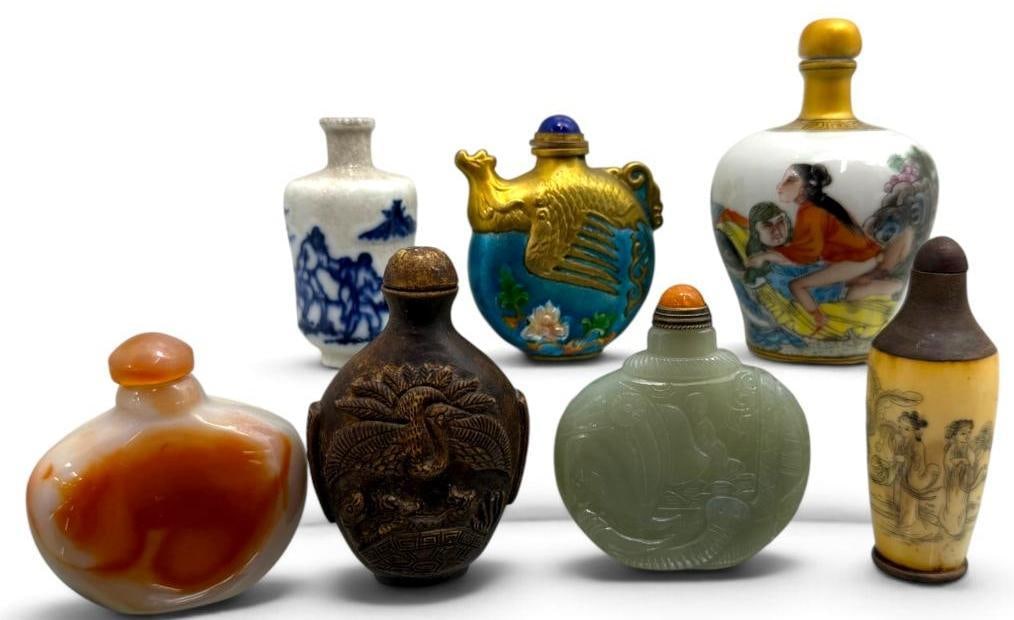 7 Chinese Snuff Bottles (1 of 8)