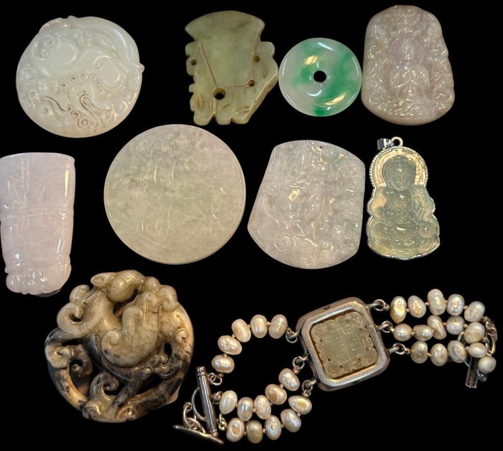 Jade Amulets, pendants and bracelet: Jade Amulets, pendants and bracelet. 10 pieces.