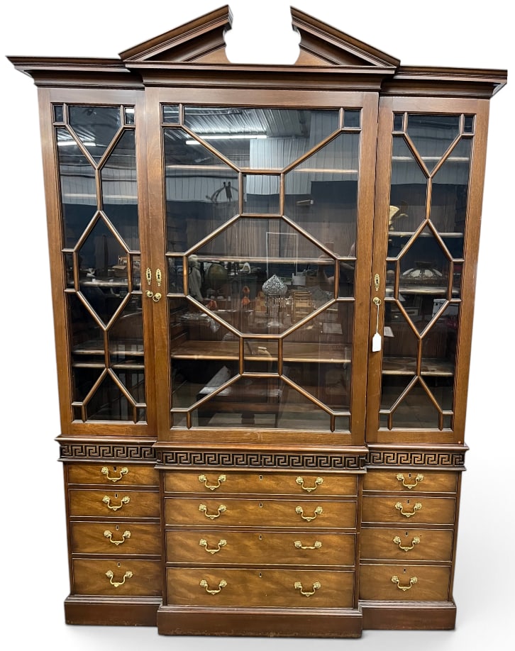 Kittinger Colonial Williamsburg 2 Piece Hutch: Kittinger Colonial Williamsburg 2 Piece Hutch with Greek Key fretwork and geometric mullions. Approx. 96 x 68 x 18 inches.