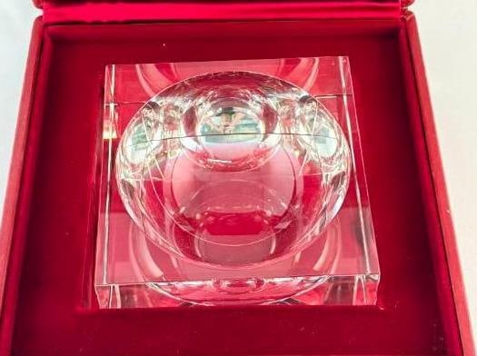 Steuben Crystal Circle in a Square Sculpture: Steuben Crystal Circle in a Square Sculpture, includes case. Approx. 5.75 x 5.75 x 2.75 inches.