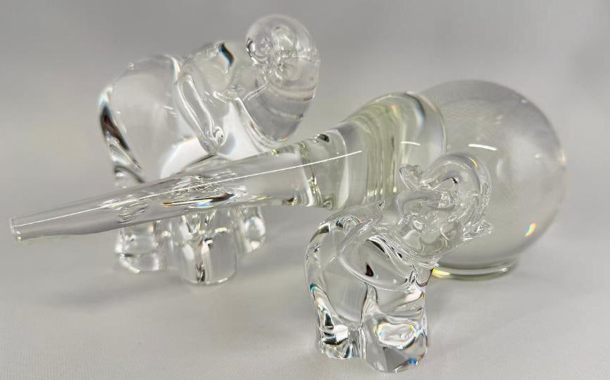3 Steuben Art Glass Elephants: 3 Steuben Art Glass Elephants. Largest approx. 9 x 3.5 x 3.5 inches.