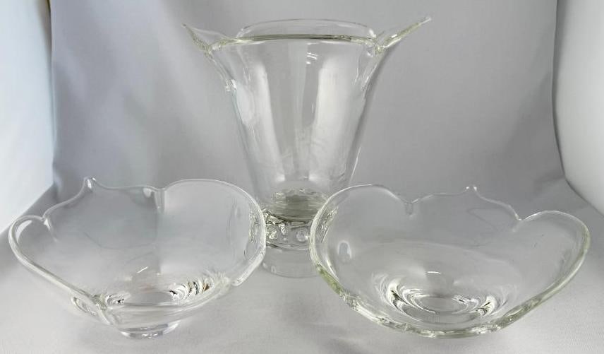 Steuben Art Glass Calyx Bowls and Vase: Steuben Art Glass Calyx Bowls and Vase. 3 pieces. Vase approx. 8.5 x 8.5 x 5.5 inches. Bowls approx. 3.75 x 10 x 7 inches.