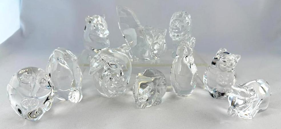 10 Steuben Art Glass Animal Hand Coolers: 10 Steuben Art Glass Animal Hand Coolers / paperweights. Including bear, lion, stork, rabbit signed LE 669 / 1300, penguin, dolphin, ladybug, cat and more.