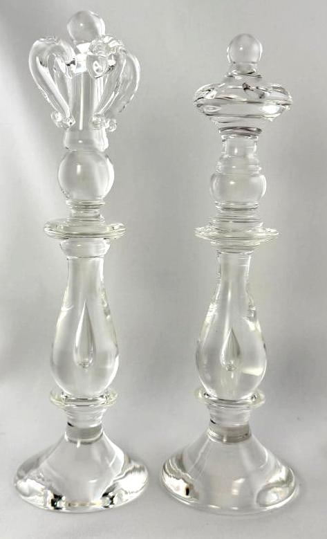 Steuben King and Queen Chess Pieces: Steuben King and Queen Chess Pieces. 2 pieces. Approx. 11 inches tall.