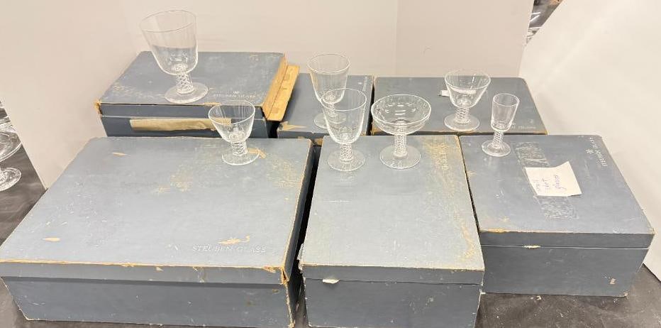 Steuben Air Twist Glasses (1 of 9)