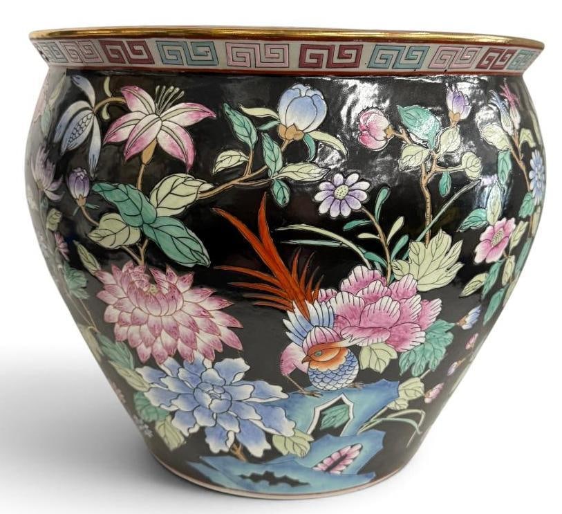 Chinese Porcelain Fish Bowl / Jardiniere: Chinese Porcelain Fish Bowl / Jardiniere, with floral motifs. Approx. 17 x 17 x 14 inches.
