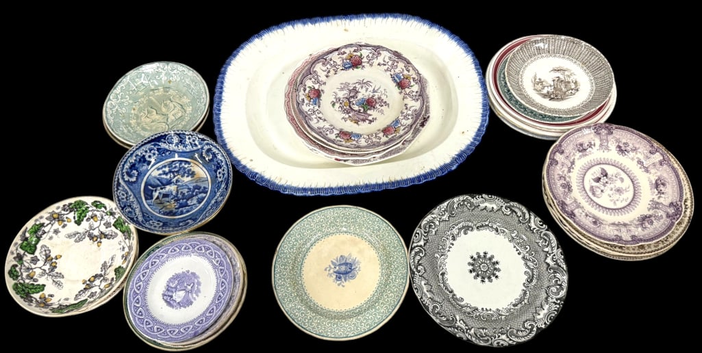 Transferware plates, bowls, etc.: Transferware plates, bowls, etc. Approx. 27 pieces. Platter approx. 15 x 12 inches.