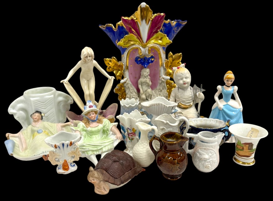 Porcelain figures, vases and more (1 of 8)
